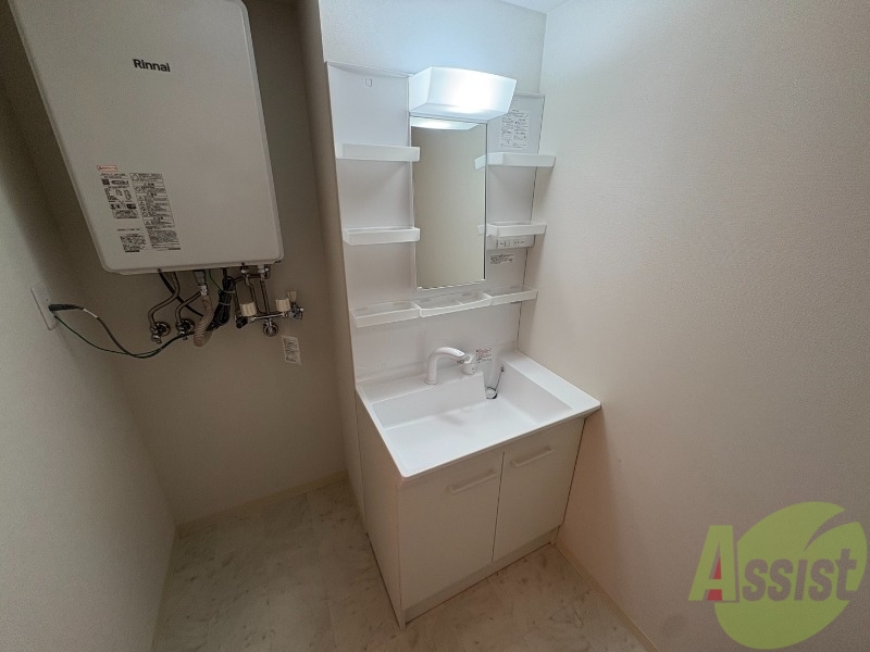 洗面設備　シャンプードレッサーで身支度もラクラクです！