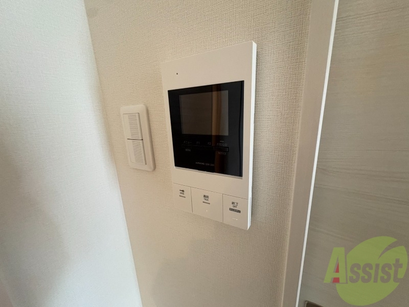 セキュリティ　ＴＶモニター付インターホンです。来客者の顔が見えるので安心！