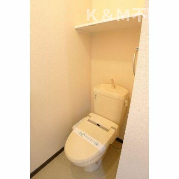 トイレ　清潔感のあるトイレです