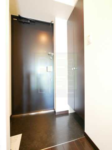 玄関　ヴェルト日暮里イースト