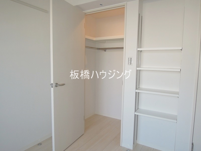 収納　ウォークイン・クローゼット