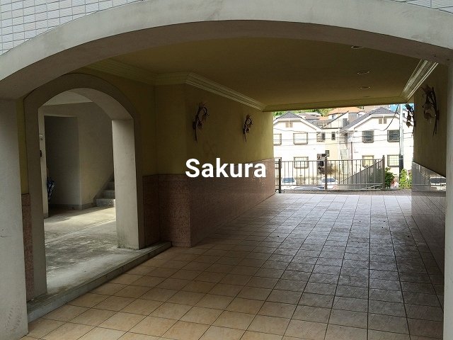 エントランス　お洒落な建物デザイン♪