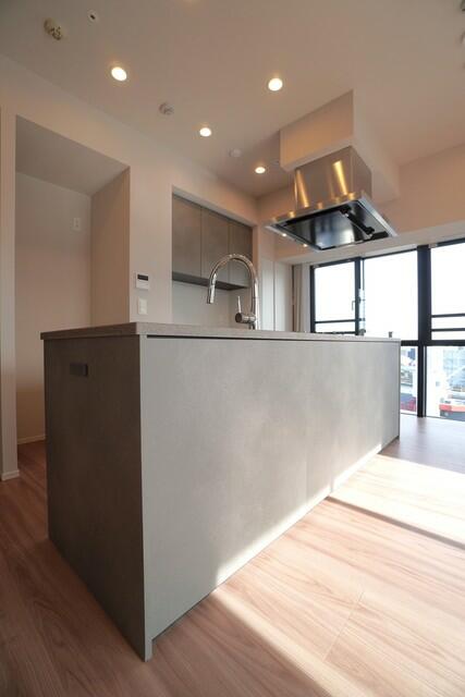 キッチン　※写真は同タイプ住戸です。