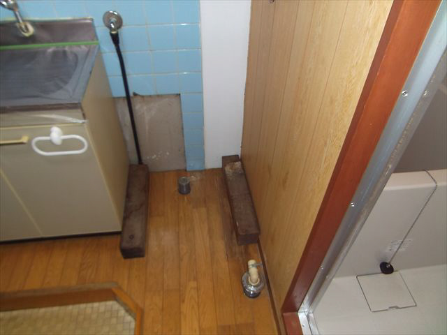 洗面設備　洗濯機置場