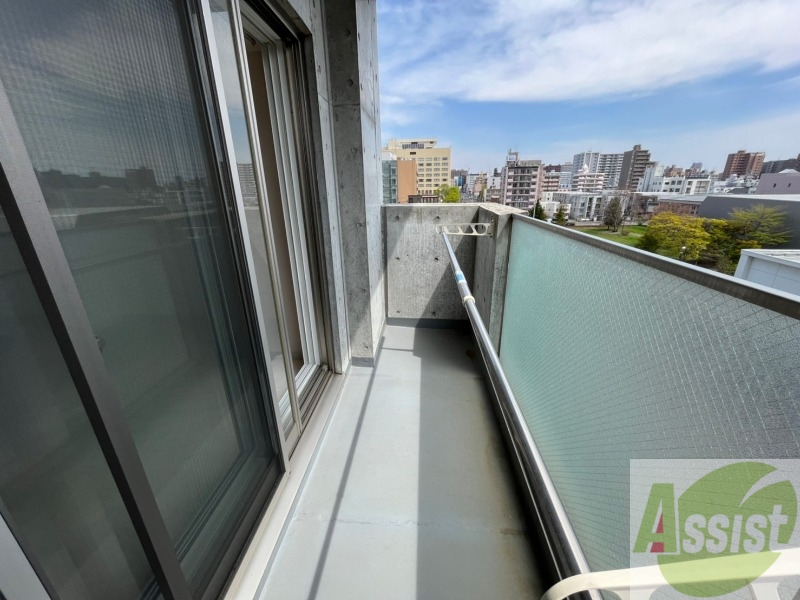 バルコニー　バルコニーです。洗濯物を干したり一息ついたりできますね！