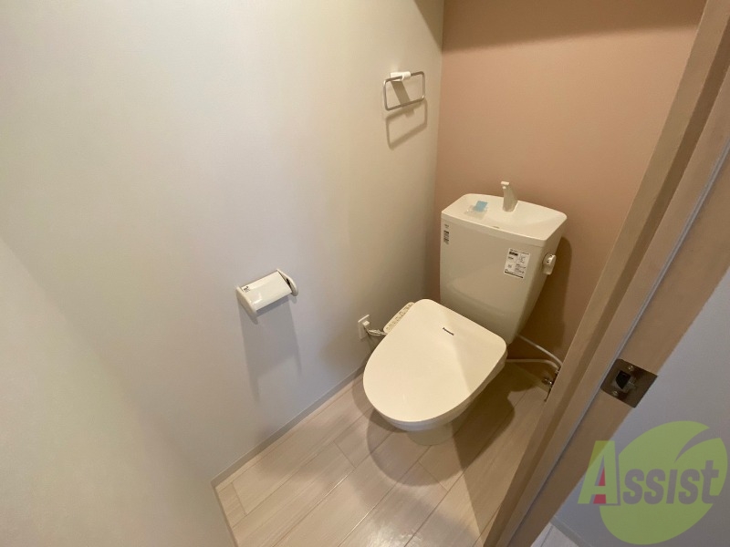 トイレ　トイレです。ウォシュレット付を探している方、おすすめです！