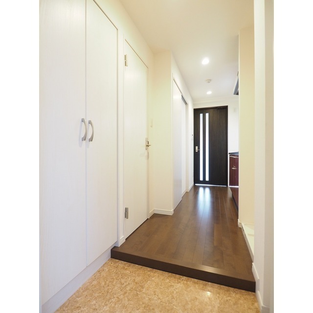 玄関　※別部屋参照。現況優先。