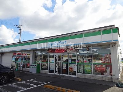 コンビニ　ファミリーマート 松茂笹木野店（コンビニ）まで100m