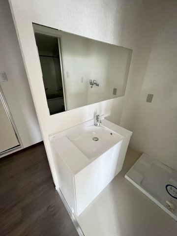 洗面設備　忙しい朝には欠かせない洗面所です