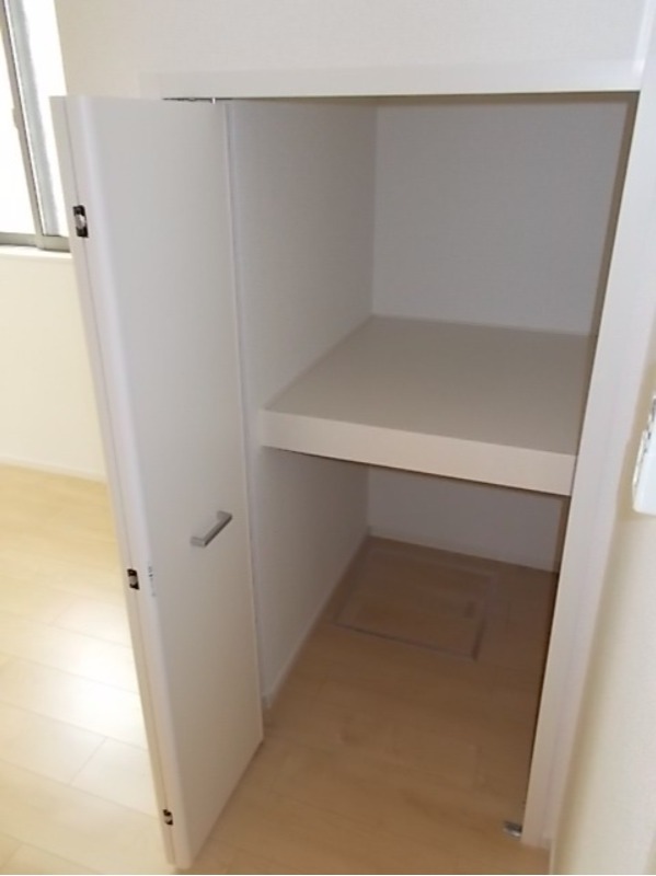 収納　図面と現状に相違がある場合には現状を優先