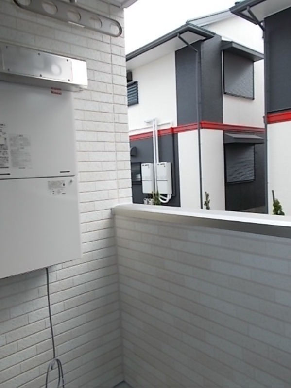 バルコニー　図面と現状に相違がある場合には現状を優先