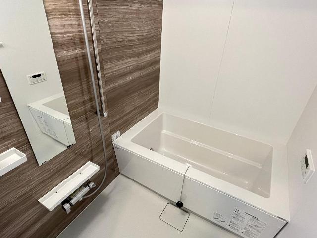 バス・シャワールーム　ユニットバス（イメージ）