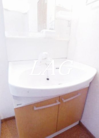 洗面設備　洗面台です。