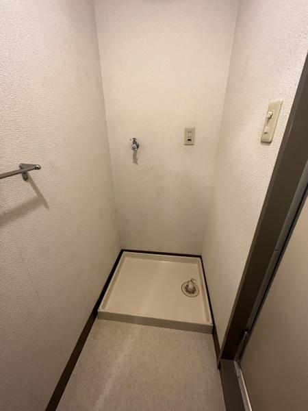 洗面設備　室内洗濯置き場