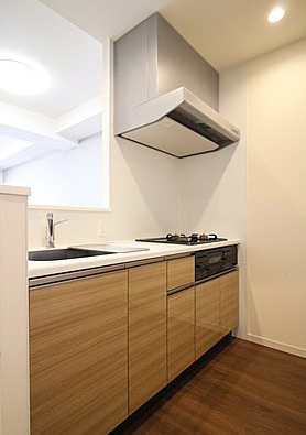 キッチン　★シンクとコンロ間のスペースがあり、料理のしやすさ◎★