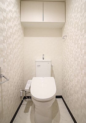 トイレ　★温水洗浄便座★