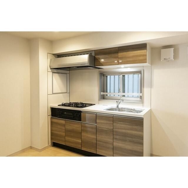 キッチン　※別部屋参考写真