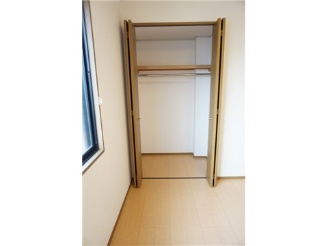 収納　洋室収納