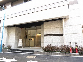 エントランス　仲介手数料は賃料の0.55か月分でご紹介可能です。