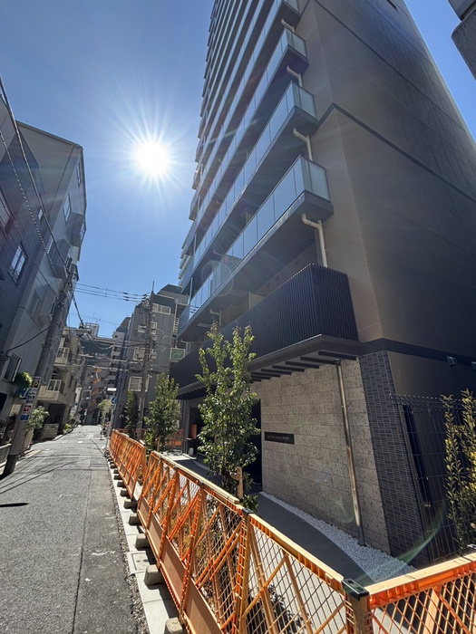 建物外観　建築中