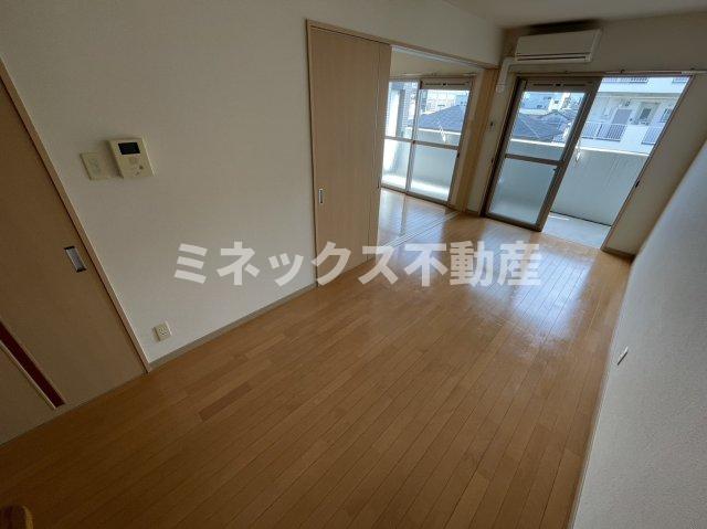 バス・シャワールーム　同タイプのお部屋の写真。現況を優先します。