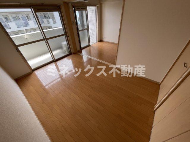 トイレ　同タイプのお部屋の写真。現況を優先します。