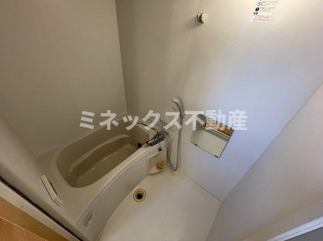 洗面設備　同タイプのお部屋の写真。現況を優先します。
