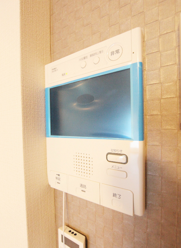 セキュリティ　モニター付きインターホン