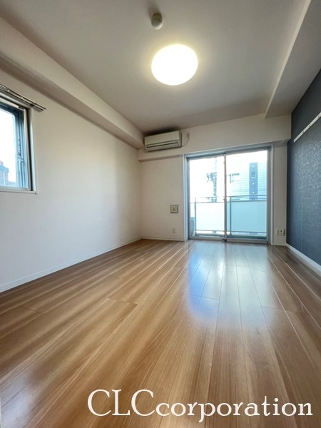 居室・リビング　同仕様参考写真