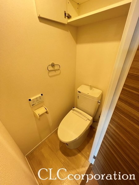 トイレ　同仕様参考写真