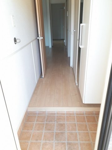 玄関　明るい玄関です