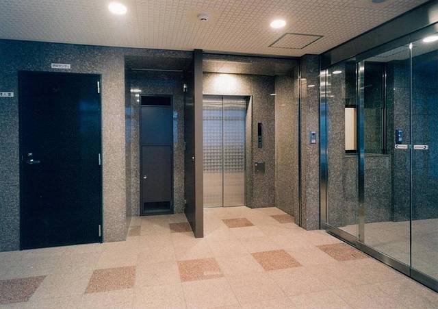 ロビー　ゆとりのあるロビーです