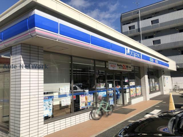 コンビニ　ローソン天白平針五丁目店（コンビニ）まで485m