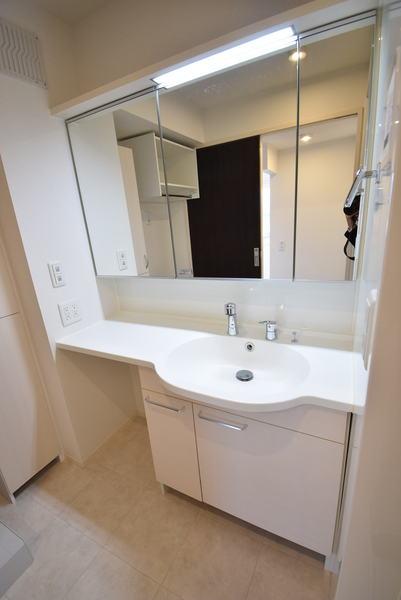 洗面設備　同仕様写真