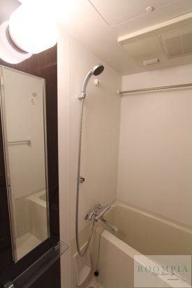 バス・シャワールーム　洗面