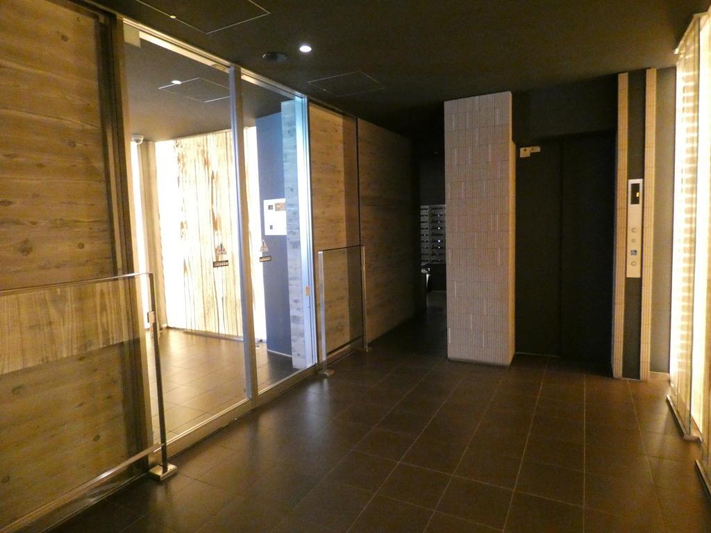 エントランス　エントランス