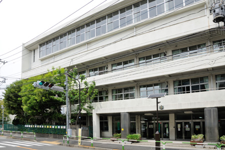 小学校　文京区立金富小学校（小学校）まで616m