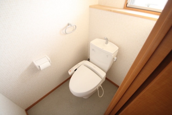 トイレ　※別部屋の写真です