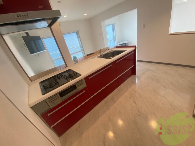 キッチン　キッチンはスペースも広々していて使いやすそうですよ！