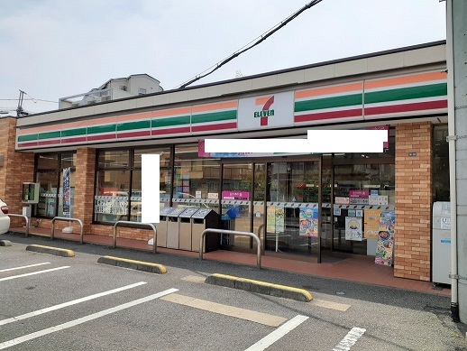 コンビニ　セブンイレブン（コンビニ）まで99m