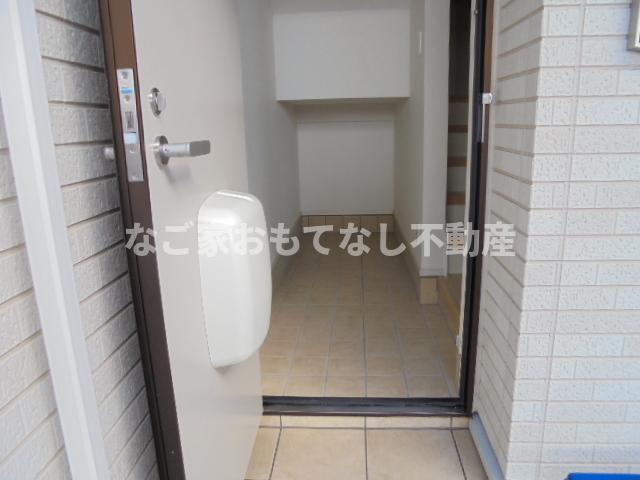 玄関　同型タイプ