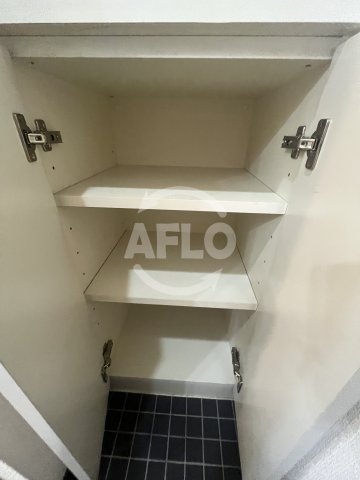 収納　カシェット緑橋　クローゼット