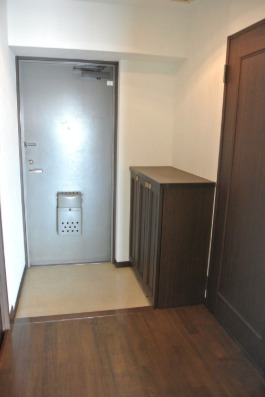 玄関　明るい玄関です