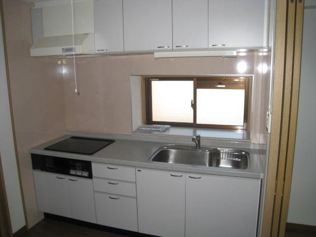 キッチン　同物件、別号室の写真です