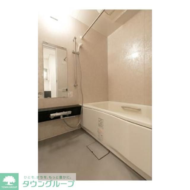 バス・シャワールーム　※写真は同タイプ住戸です。