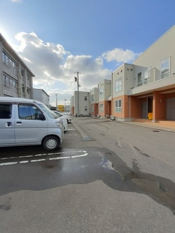 駐車場　駐車場完備です