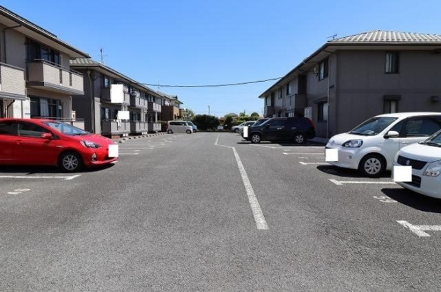 駐車場　駐車スペースもあります