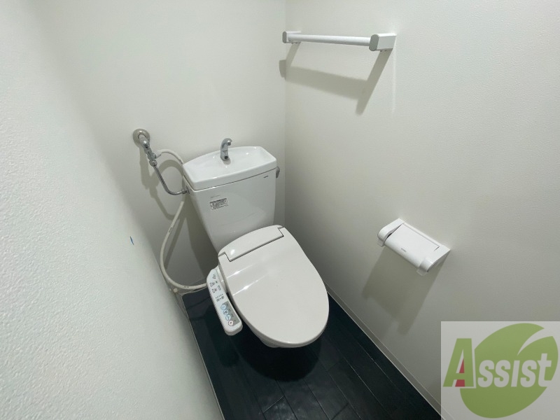 トイレ　シャワートイレ仕様です！今や欠かせません。