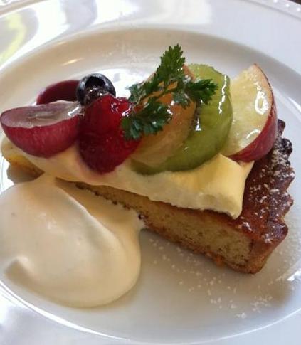 飲食店　ヌフ・カフェ（飲食店）まで1272m