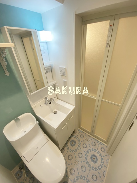 洗面設備　身支度に便利な洗面台！